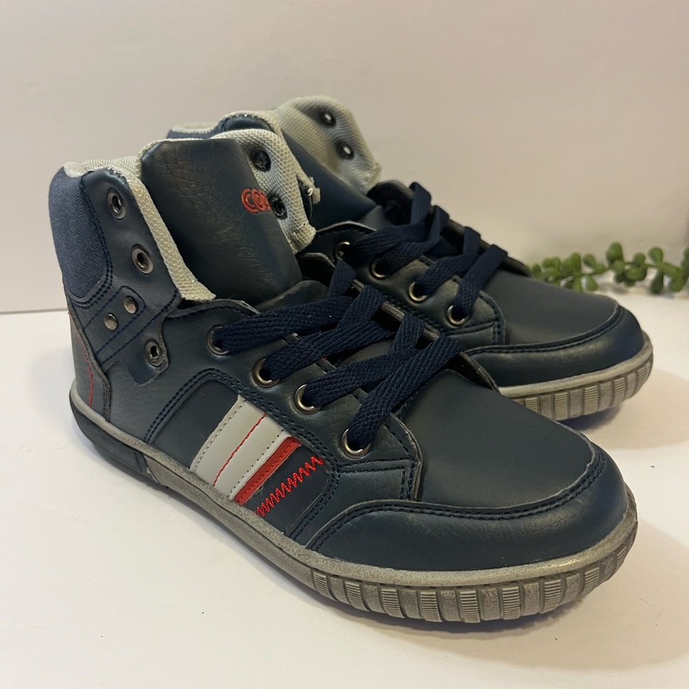 Stylish High-Top Sneakers with Red and White Accents